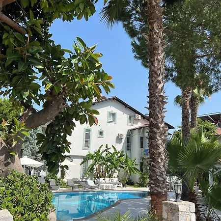 Goecek Selya Hotel 3*