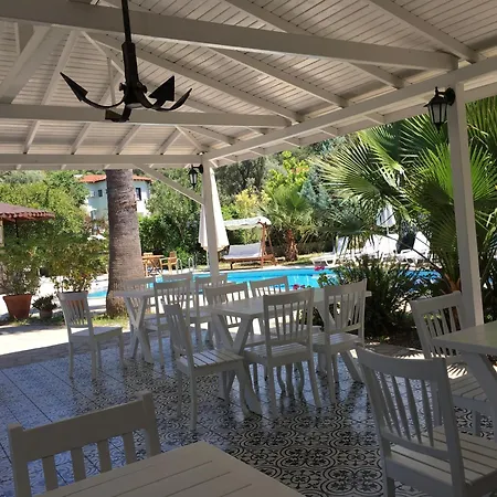 Selya Apartmanhotel 3*