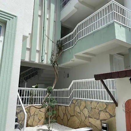 Apart Otel Selya 2*