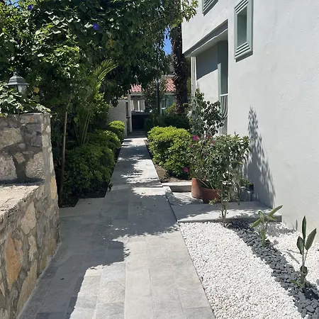 Selya Apartmanhotel 3*