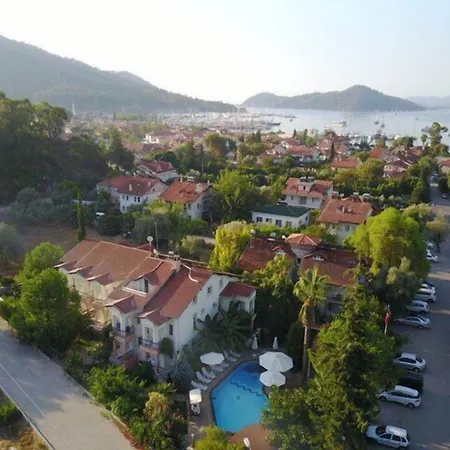 Aparthotel Selya